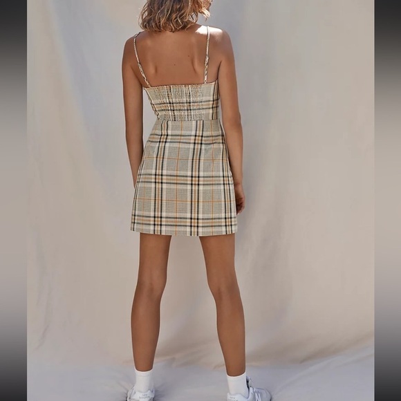 Aritzia Wilfred New Classic Smock Back Mini Dress in Plaid - Picture 14 of 14